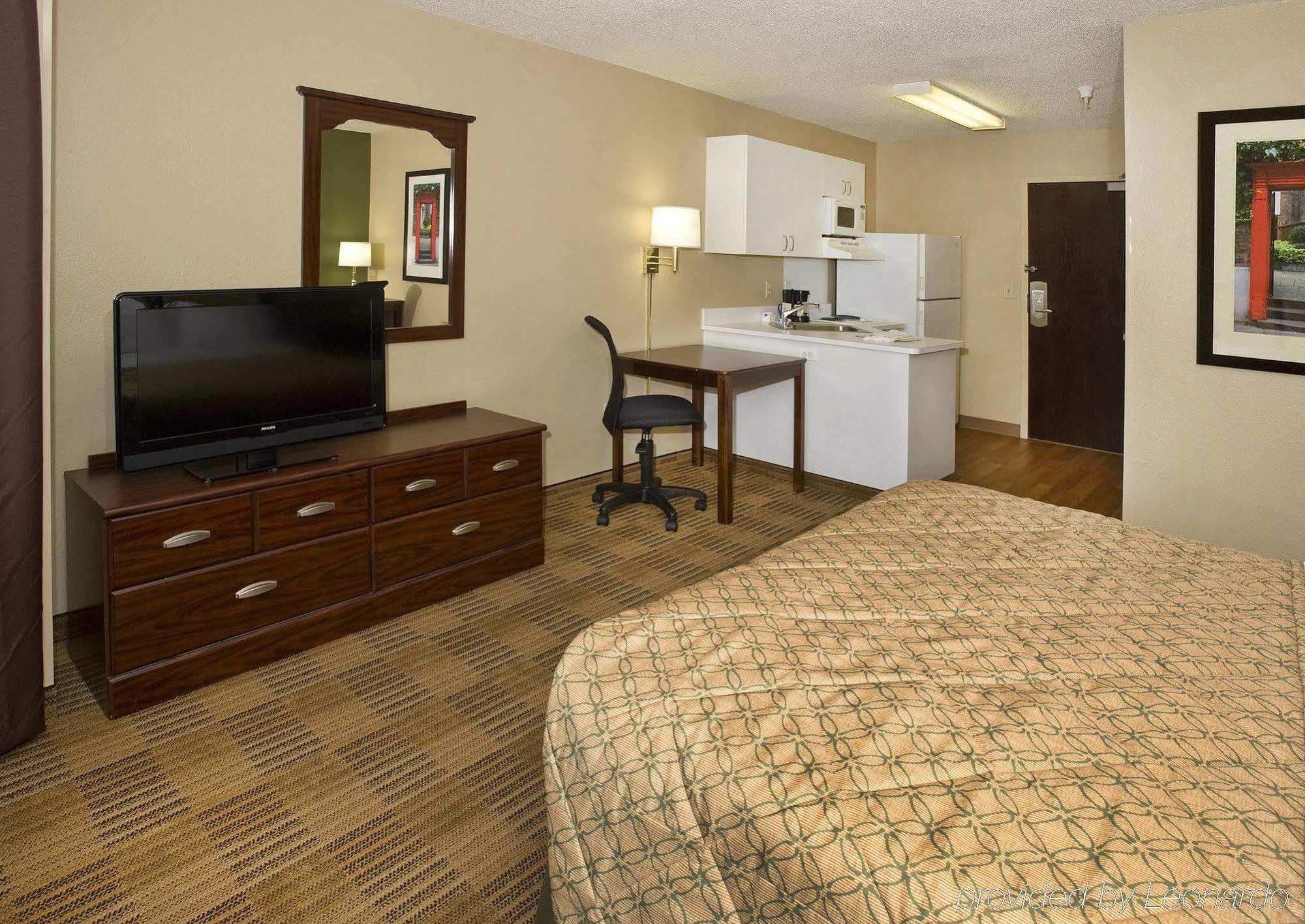Extended Stay America Suites - Los Angeles - Ontario Airport Guasti Room photo